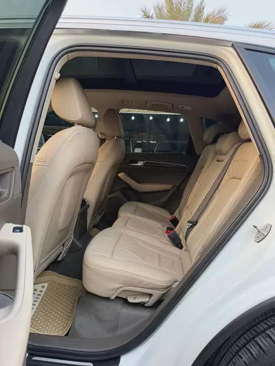 AUDI Q5 V6 3.2-6