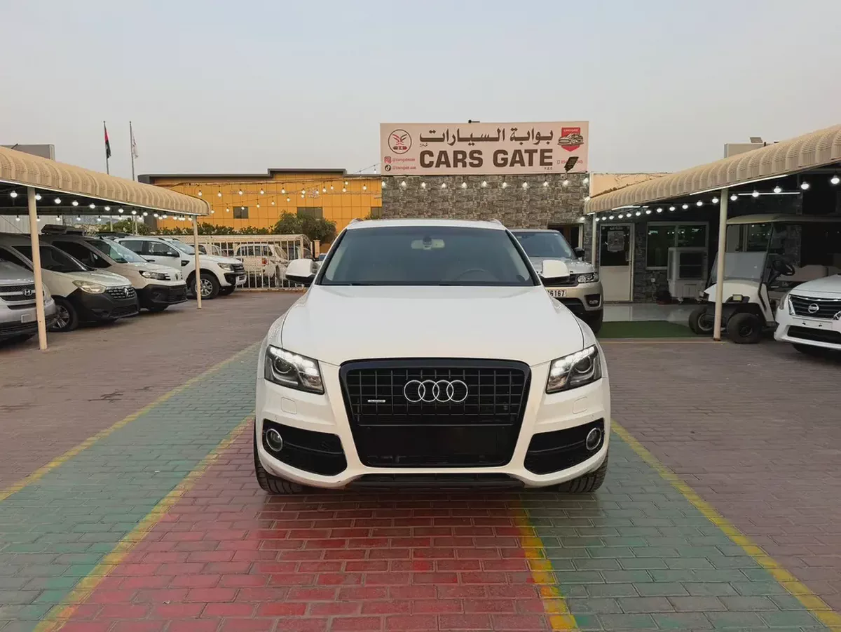 AUDI Q5 V6 3.2