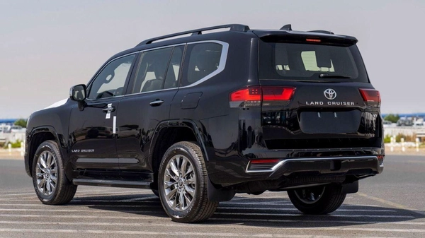Toyota Land Cruiser LC VX 3.3D\(LHD) TOYOTA LAND CRUISER LC300 VX 3.3D AT MY2025 – BLACK
