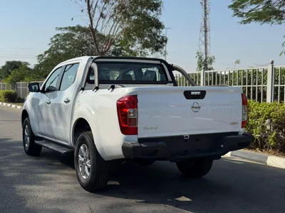 Nissan Navara-6