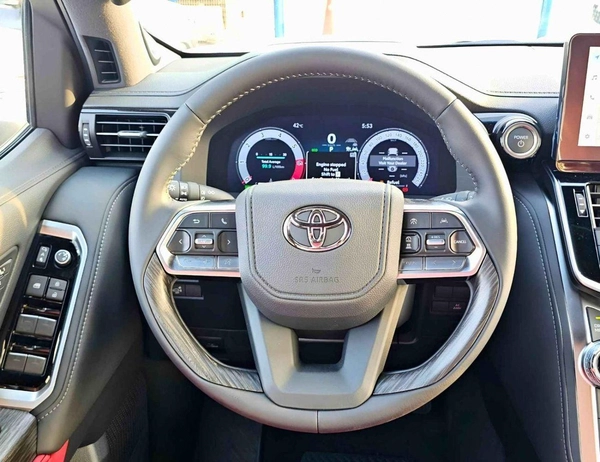 Toyota Land Cruiser VXR TWIN TURBO HYBRID || 3.5L PETROL V6 / RADAR / FULL OPTION (CODE#LC3HVXRH)