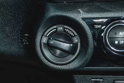 Toyota Hilux Adventure Diesel 2.8L 2026 GCC Specs - Brand New-6