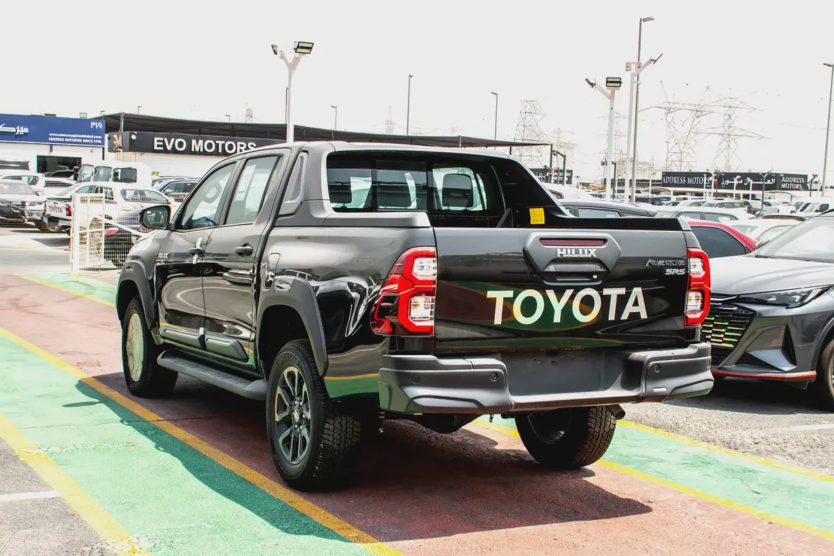 Toyota Hilux Adventure Diesel 2.8L 2026 GCC Specs - Brand New-4-4