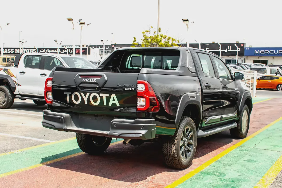 Toyota Hilux Adventure Diesel 2.8L 2026 GCC Specs - Brand New-5-5