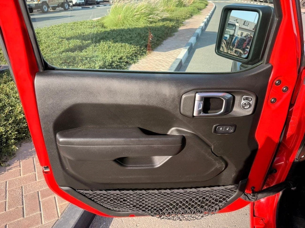 Jeep Wrangler Unlimited Unlimited Sport S 2.0L A/T-1-1
