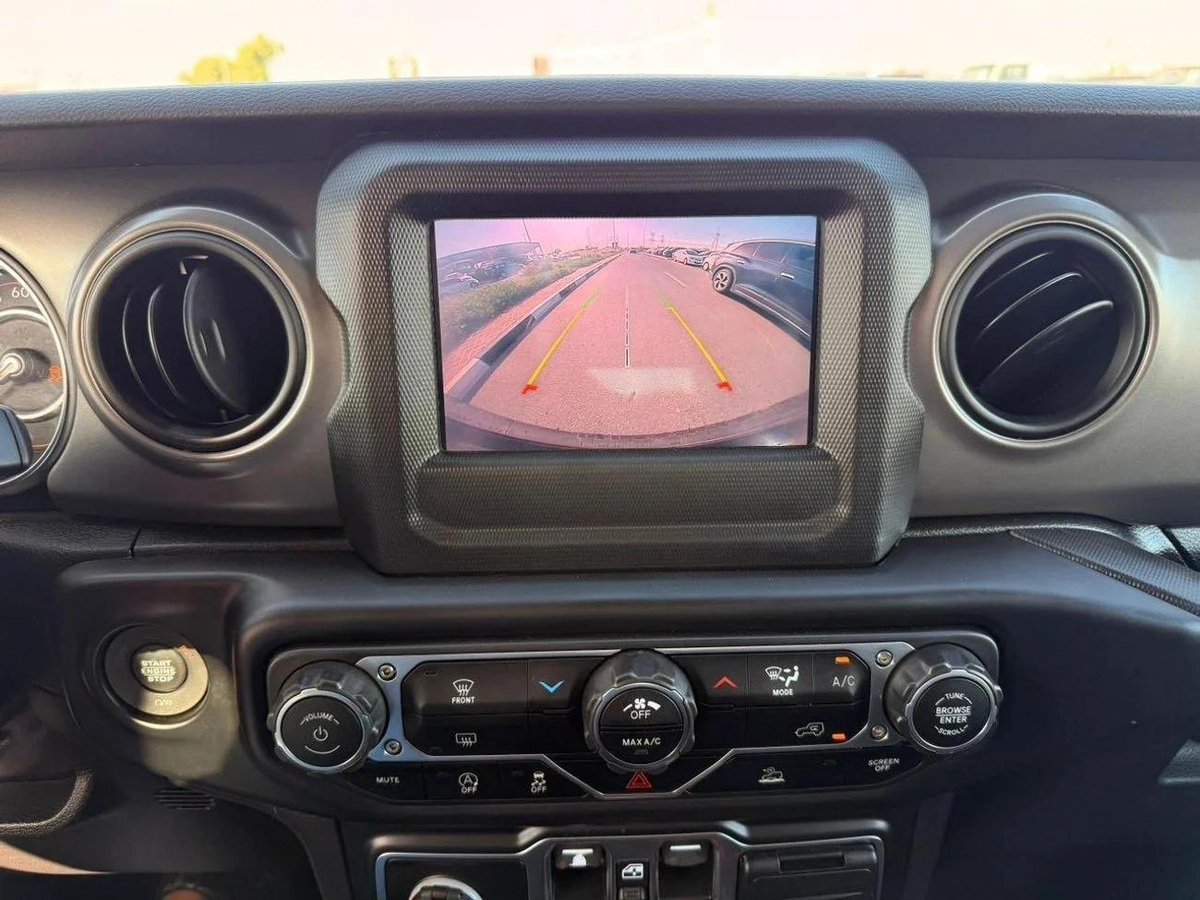 Jeep Wrangler Unlimited Unlimited Sport S 2.0L A/T-9-9
