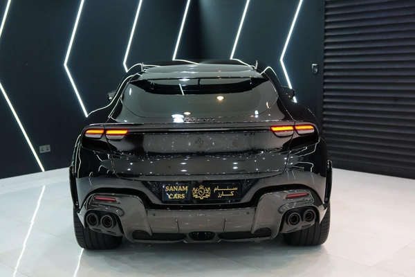 Ferrari Purosangue 2025