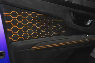 URUS PERFORMANTE | FULL CARBON INT/EXT | EXTENDED PERFORMANTE TRIM | SUNSHINE PACKAGE-13
