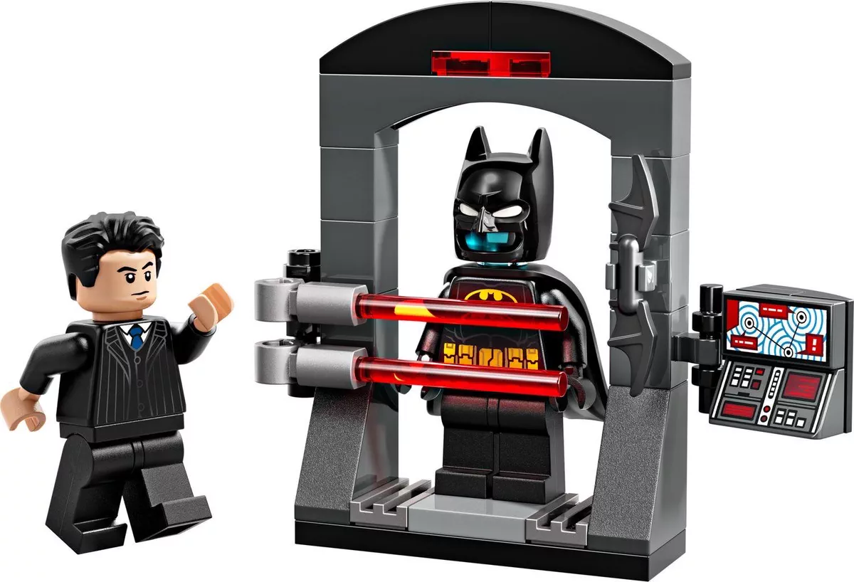 Lego Batman Bruce Wayne Batsuit