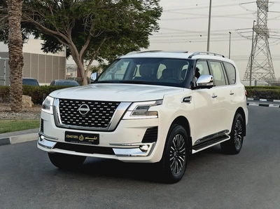 2023 Nissan Patrol SE V6 Platinum, GCC Specifications-0