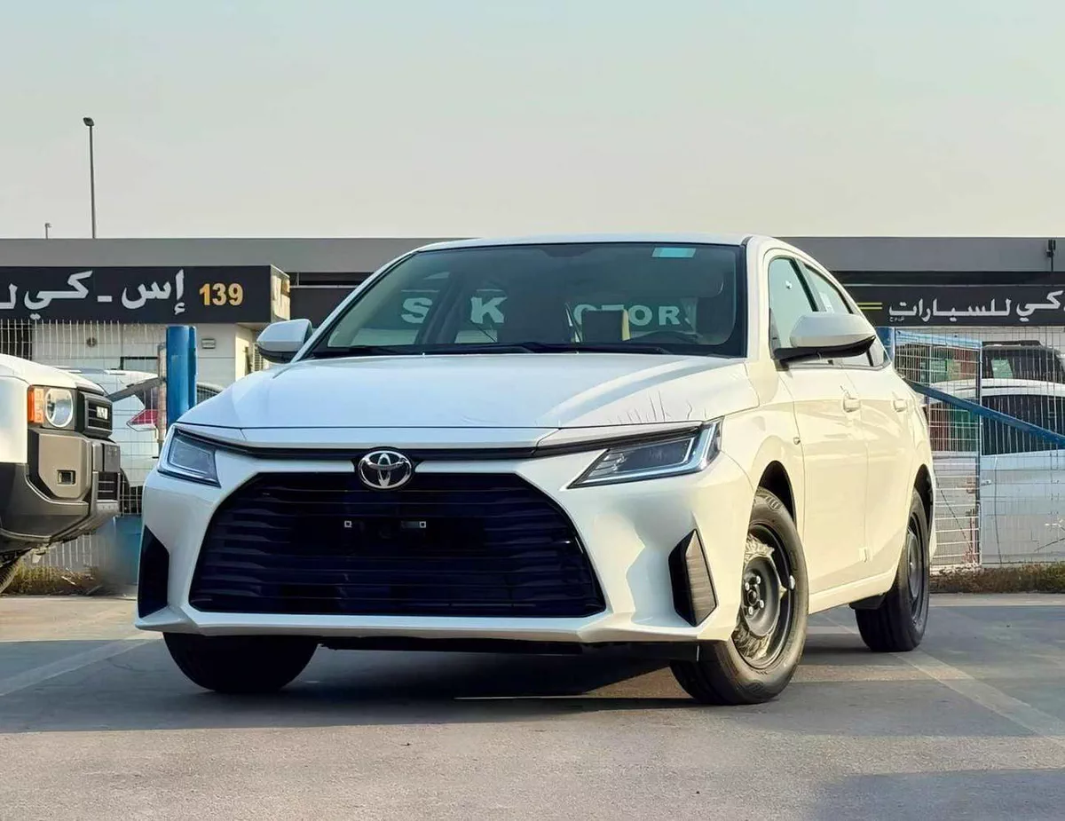 Toyota Yaris E  STANDRAD OPTION | 1.5L PETROL V4 | DVD | REAR PARKING SENSOR (CODE # YREO)