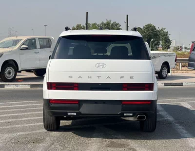 Hyundai Santa Fe  2025 Hyundai Santa Fe New Shape 2.5L V4 - Leather seat - Auto Trunk - 7 Seater - 12000-5
