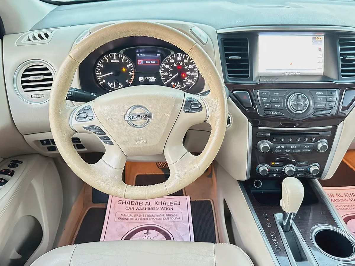 Nissan Pathfinder SV 2015 - GCC Specs - Well Maintained-9-9