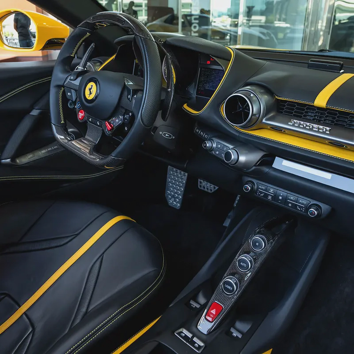 2022 FERRARI 812 GTS( FULL CARBON BODY) DONE ONLY 3000KM-13-13