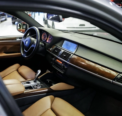 BMW X6 xdrive 35i 2014 Model @ 45000 AED-2