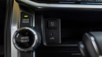 Toyota Land Cruiser VXR 3.3L diesel MY2025-23