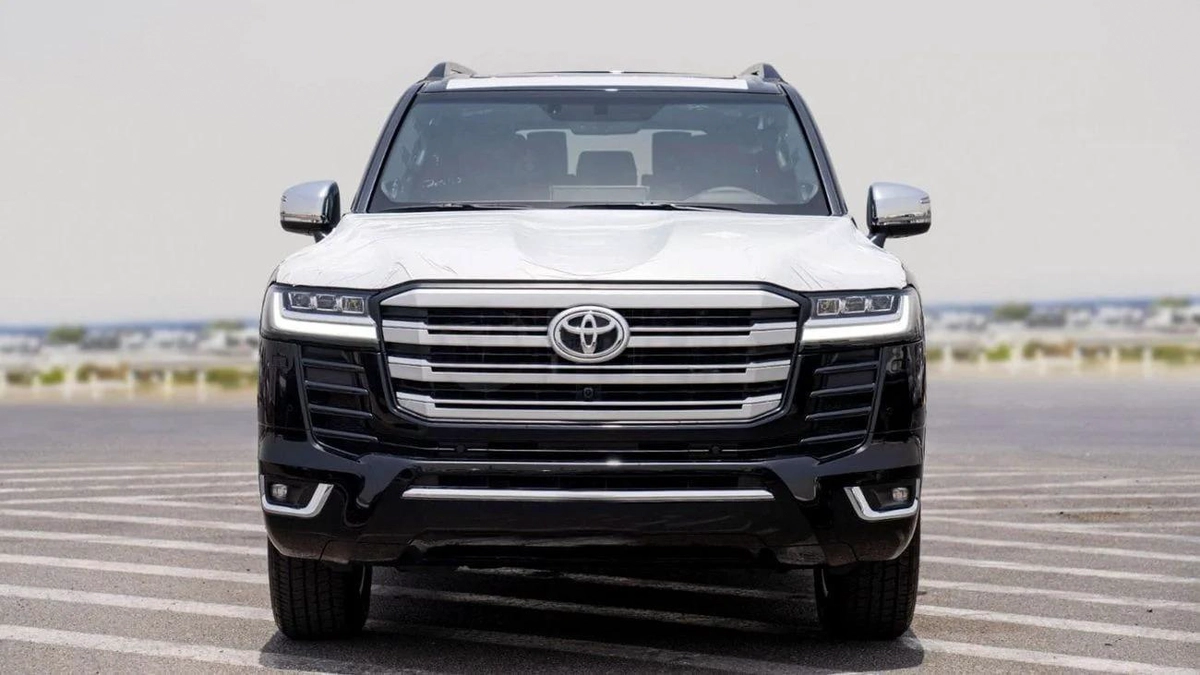 Toyota Land Cruiser VXR 3.3L diesel MY2025-1-1
