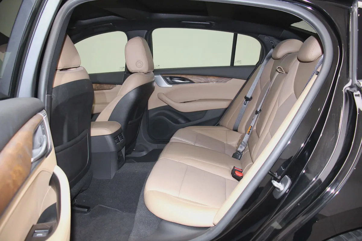 Twin Turbo 3.0 Cadillac CT5 Premium Luxury 2024 GCC Specs-9-9