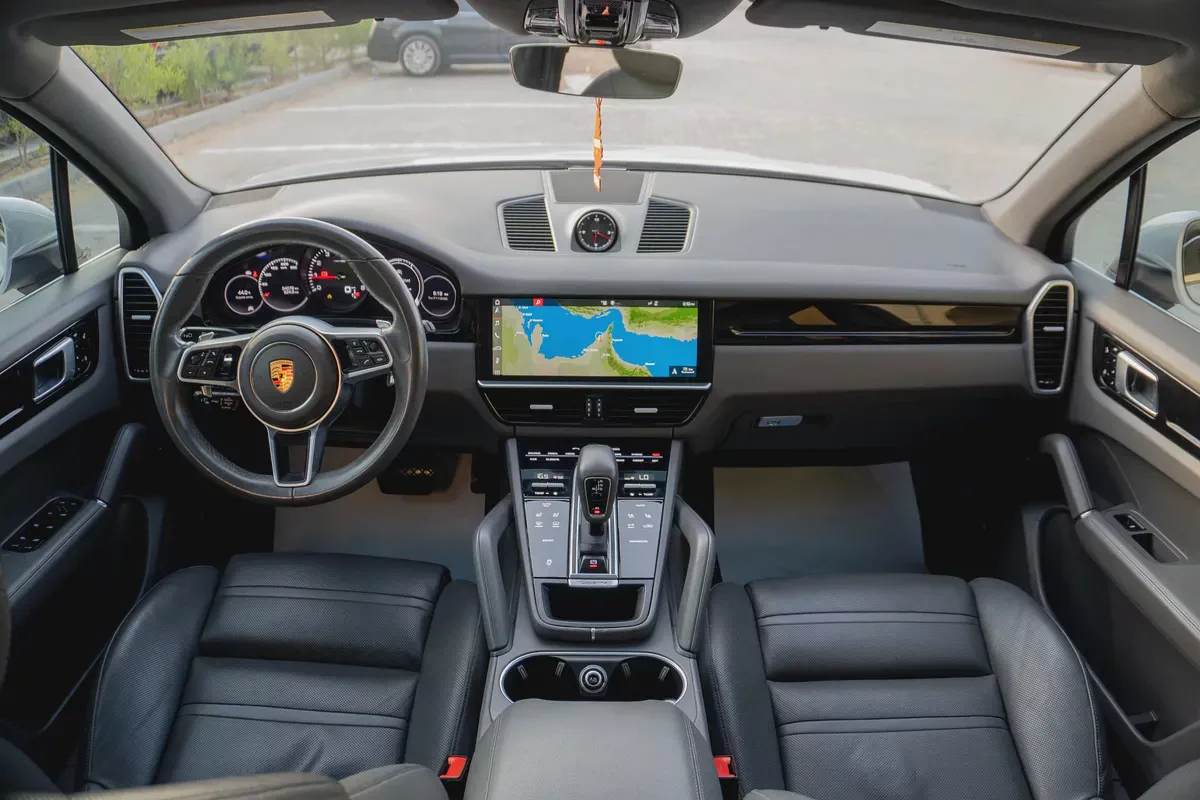 Porsche Cayenne Standard 2019-10-10
