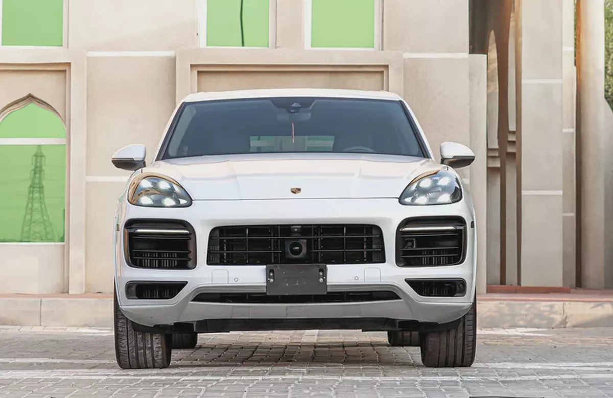 Porsche Cayenne Standard 2019-4-4