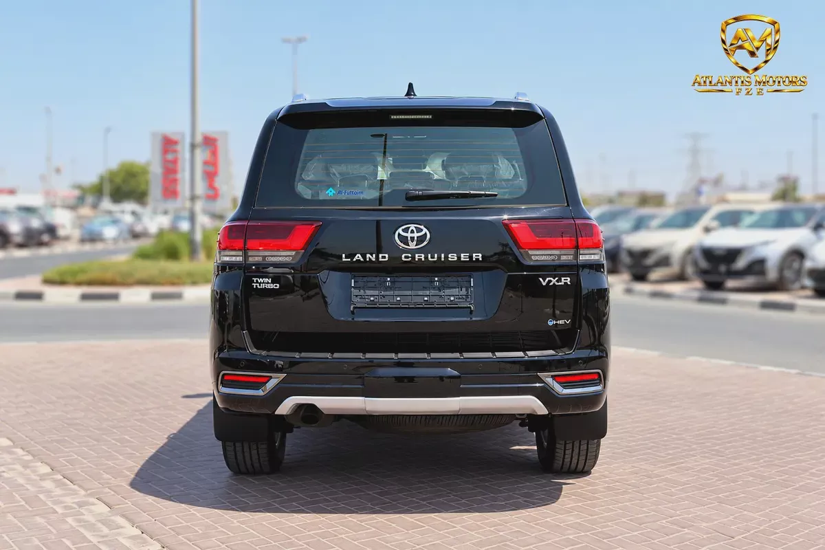 2026 Toyota Land Cruiser VXR GCC Specs-15-15