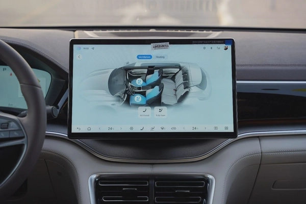BYD Song Plus 2025 Smart Driving Edition 605km Flagship Silver 0Km