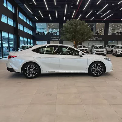 Toyota Camry 2026 GLE - Brand New - GCC Specs-3