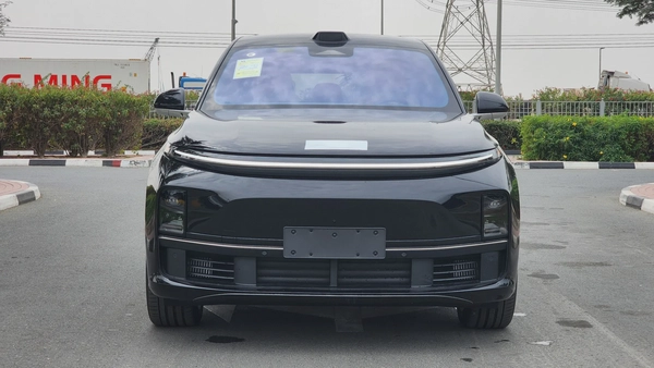 Li Auto L7 Ultra (Black Orange)