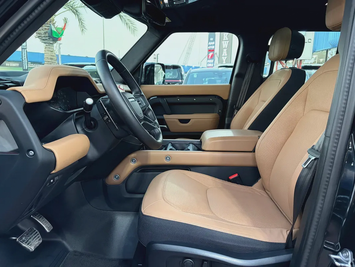 2025. Defender V8. P525.-15-15