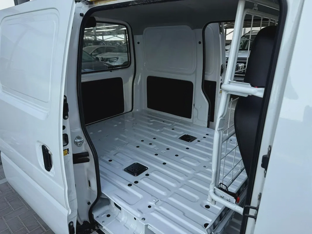 Suzuki Eeco Cargo Model 2026 GCC-5-5
