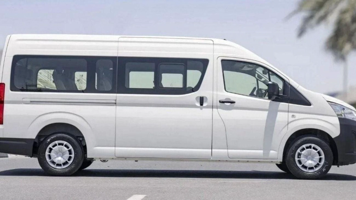 Toyota Hiace GL HIACE 3.5L MT PETROL HIROOF 2026-2-0