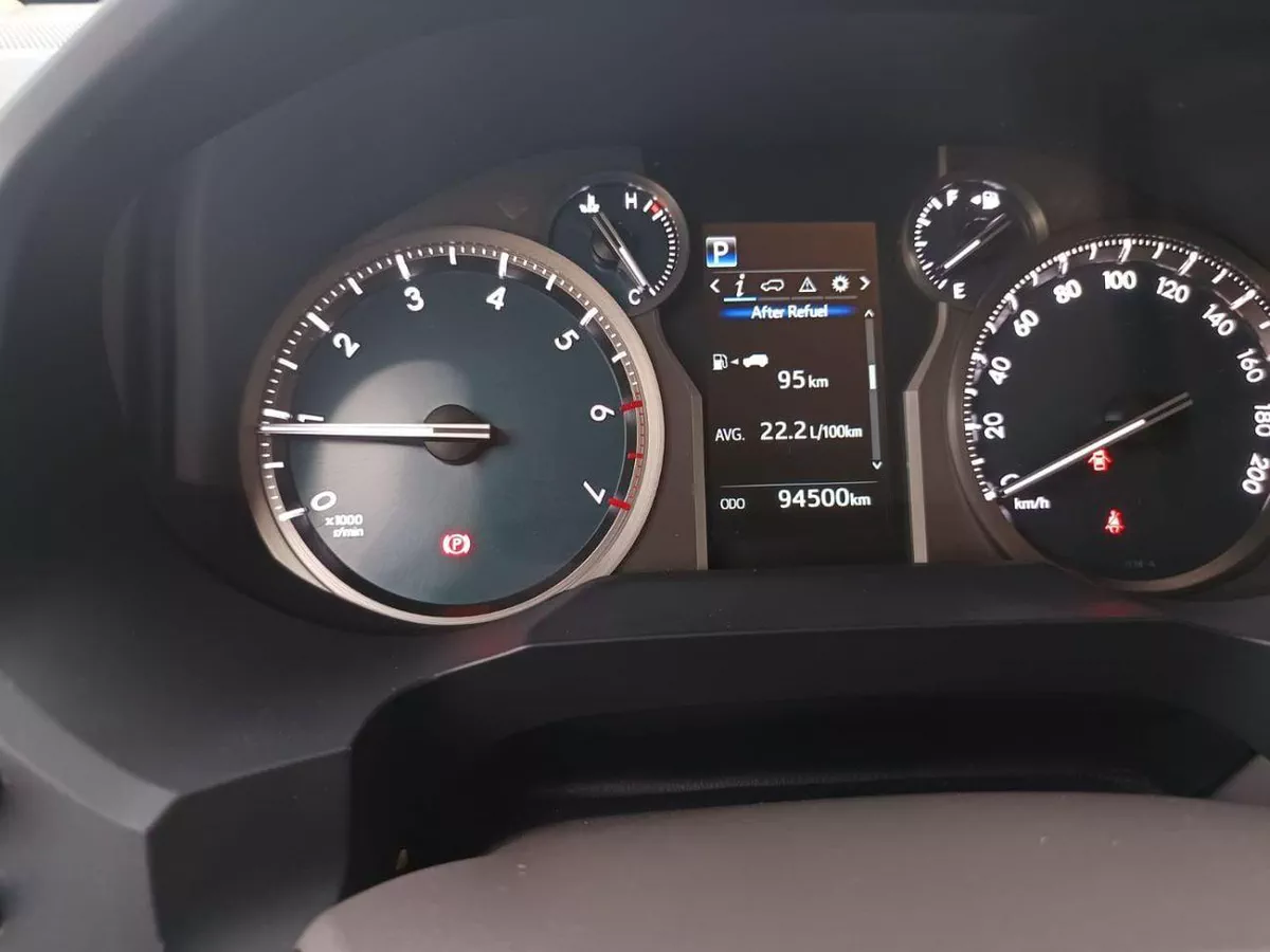 Toyota Prado VXR PRADO VXR FULL OPTION V6 4.0L  GRAY COLOUR BEST PRICE!!!!-9-0
