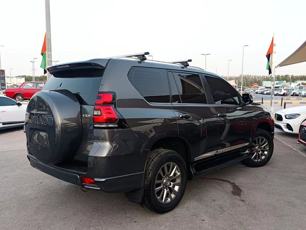 Toyota Prado VXR PRADO VXR FULL OPTION V6 4.0L  GRAY COLOUR BEST PRICE!!!!-4-0