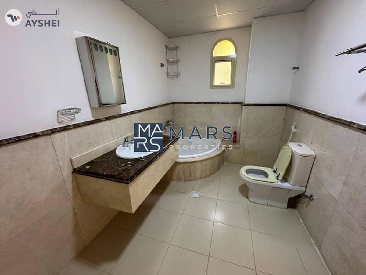 🌟 Luxurious 6-Bedroom Villa with Private Garden in Al Juraina-19-19