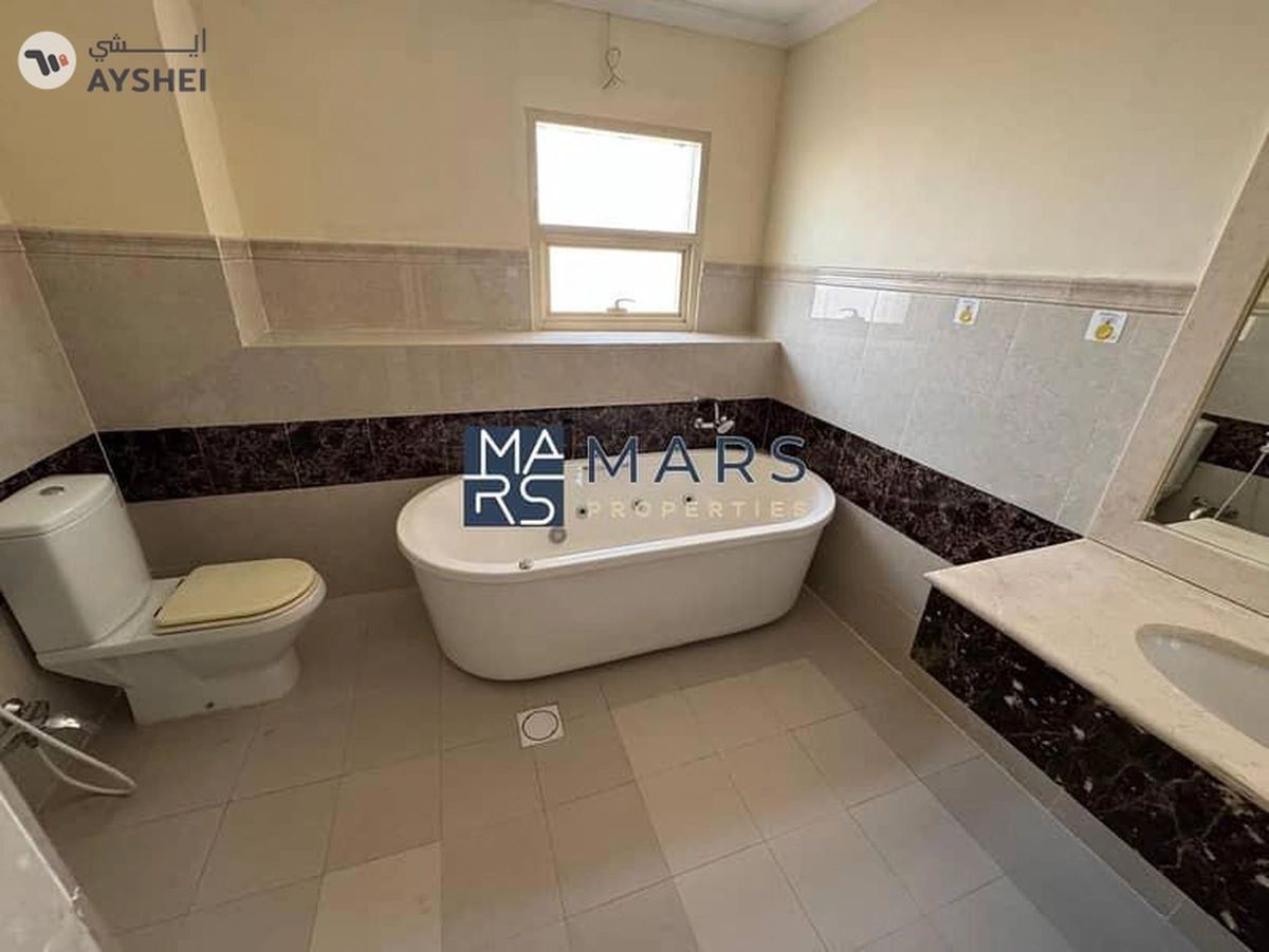 🌟 Luxurious 6-Bedroom Villa with Private Garden in Al Juraina-27-27