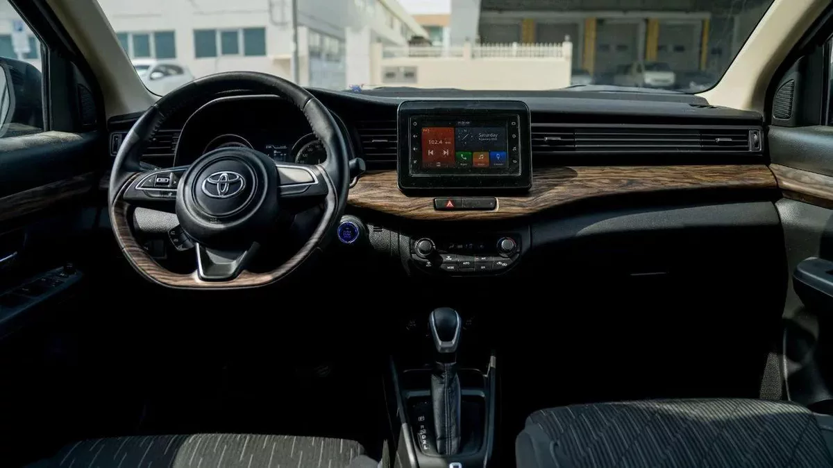 Toyota Rumion STANDARD EMI from 27,35 | Zero Downpayment-4-4