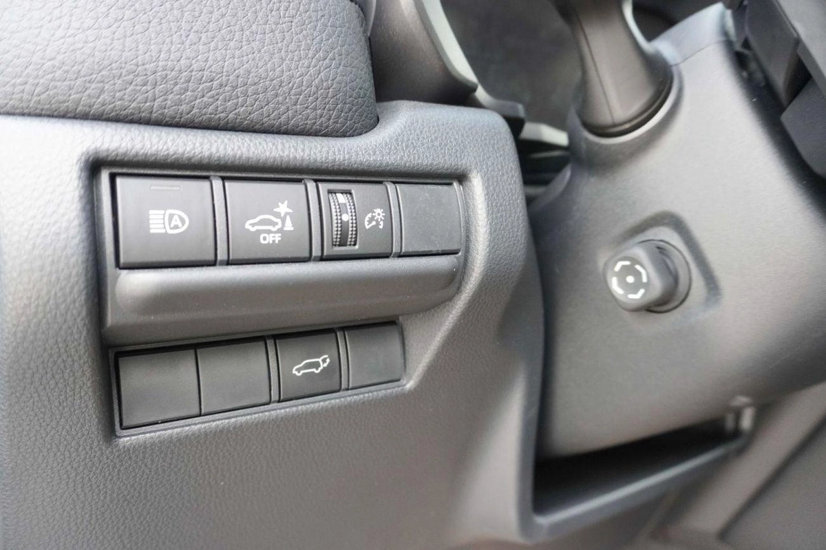 Toyota Prado PRADO FULL OPTION PETROL VXR 2.4T-13-0