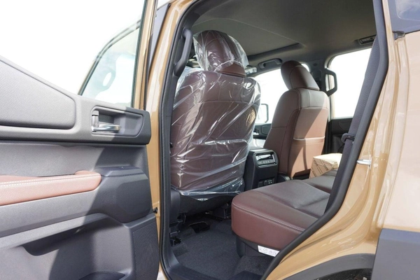 Toyota Prado PRADO FULL OPTION PETROL VXR 2.4T