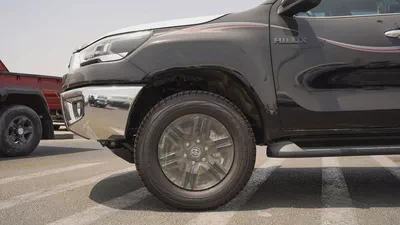 Toyota Hilux Double Cab DLS 2026 GCC Specs-4
