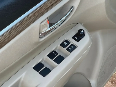 Suzuki Ciaz 2023 Gulf, fully loaded, accident-free.-12