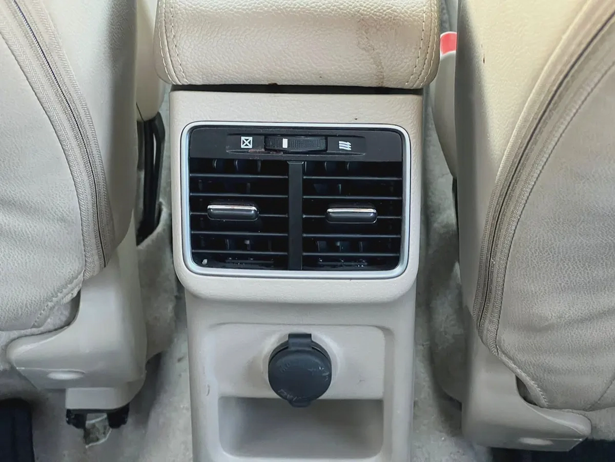 Suzuki Ciaz 2023 Gulf, fully loaded, accident-free.-10-10