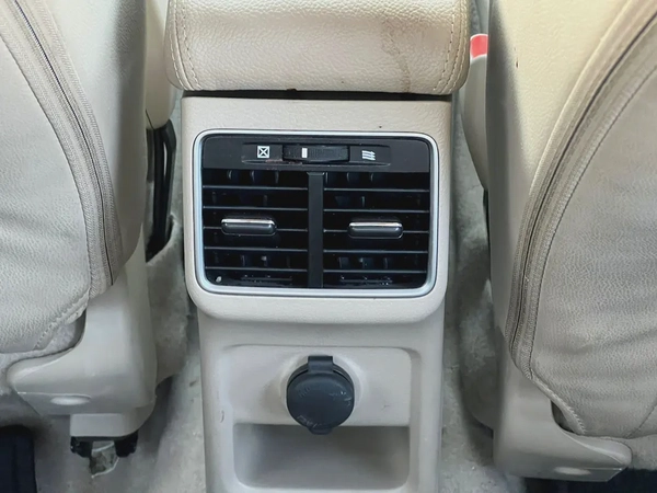 Suzuki Ciaz 2023 Gulf, fully loaded, accident-free.