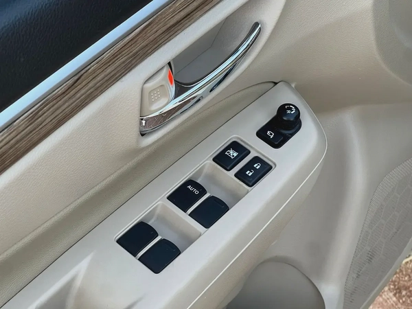 Suzuki Ciaz 2023 Gulf, fully loaded, accident-free.
