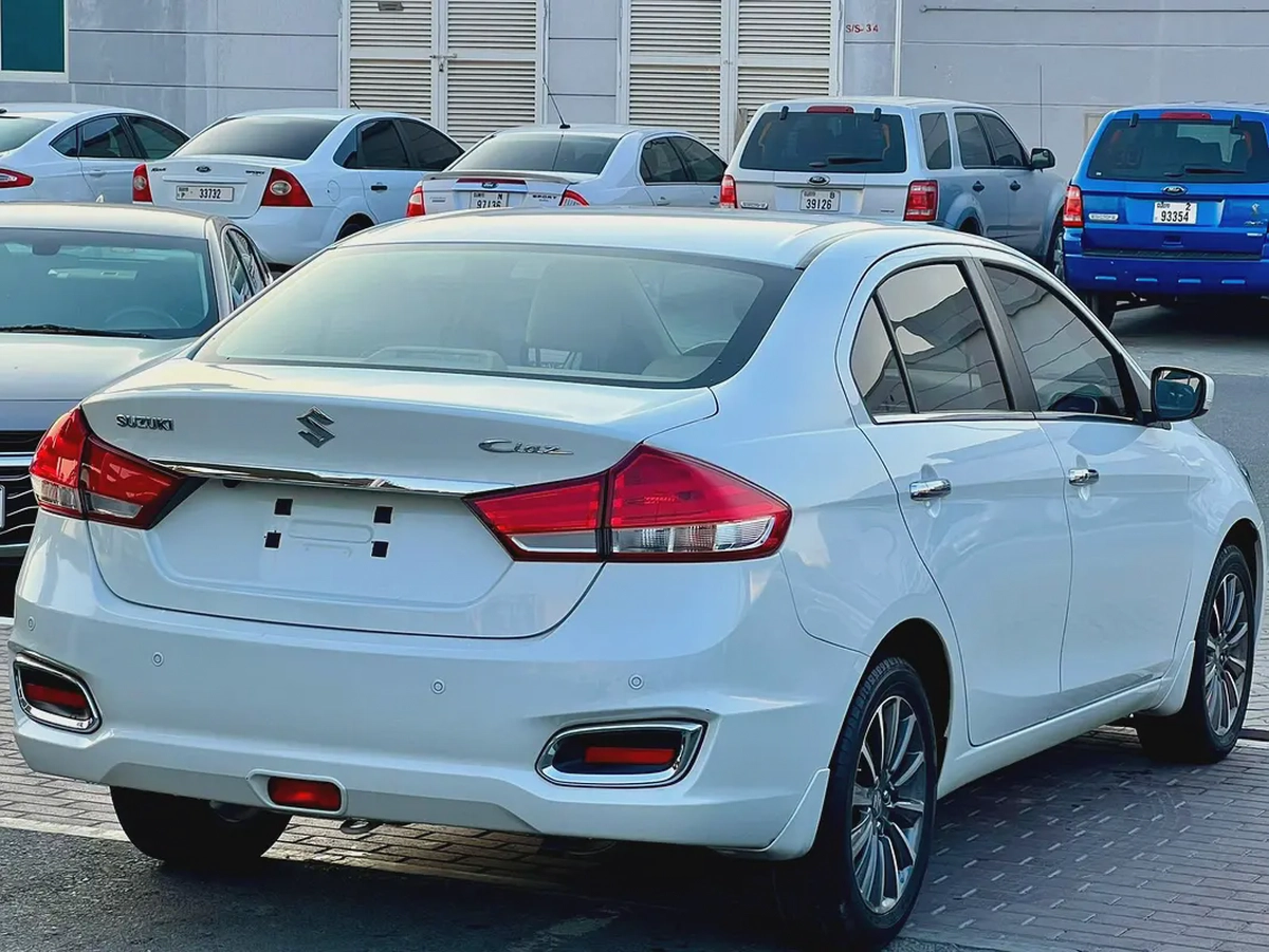 Suzuki Ciaz 2023 Gulf, fully loaded, accident-free.-3-3
