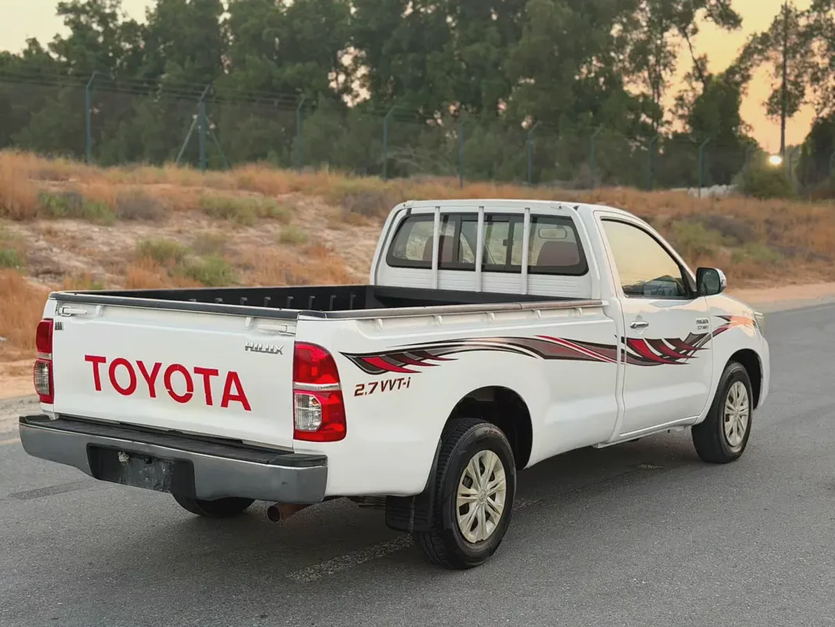 Toyota Hilux 2014 Single Cab GLX GCC Specs - Reliable Workhorse-3-3