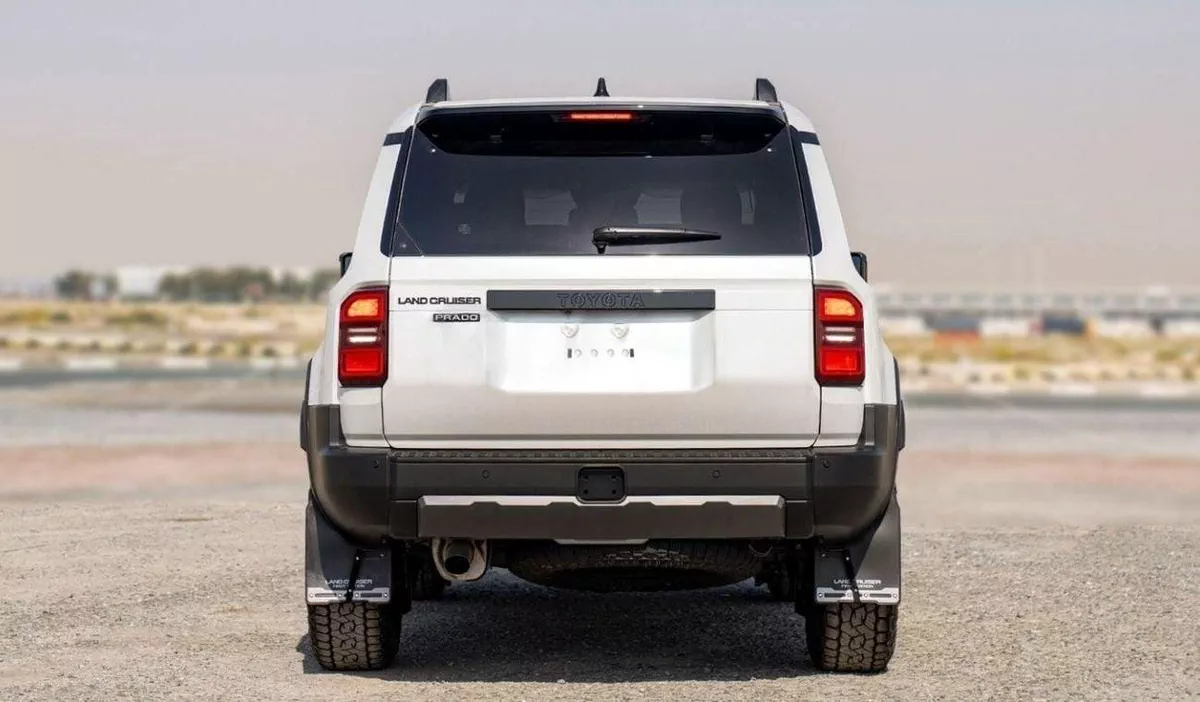 Toyota Prado GXL 1ST EDITION (LHD) TOYOTA PRADO 250 2.4P AT FIRST EDITION MY2024 – WHITE-4-0