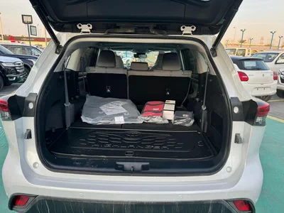 New 2023 Toyota Highlander-4
