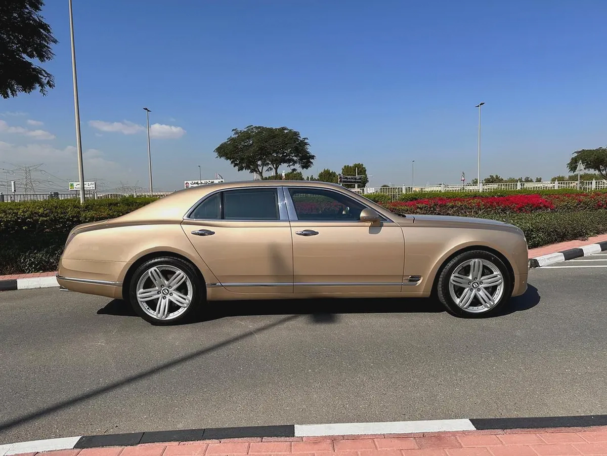 Bentley Mulsanne Special Edition 2011 - GCC Specs - Pristine Condition-6-6