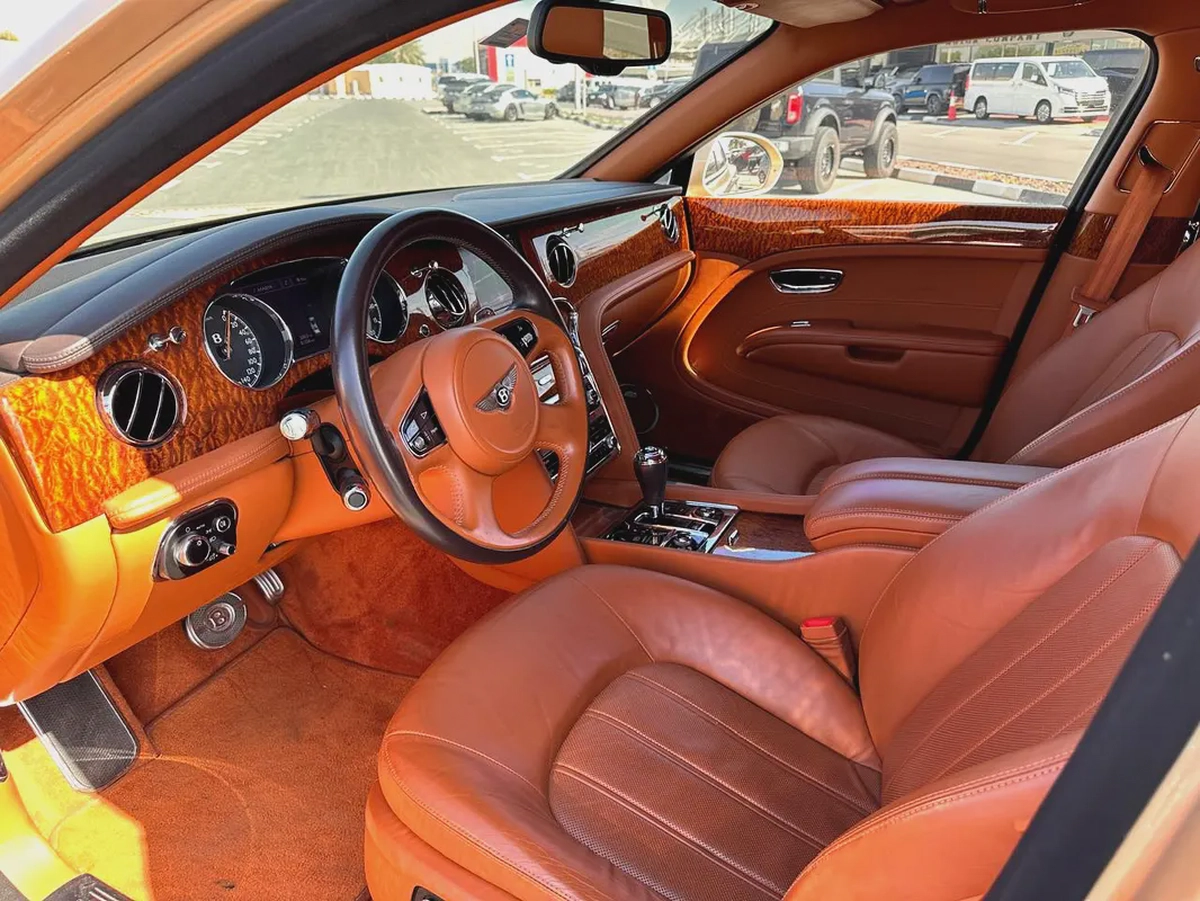 Bentley Mulsanne Special Edition 2011 - GCC Specs - Pristine Condition-8-8