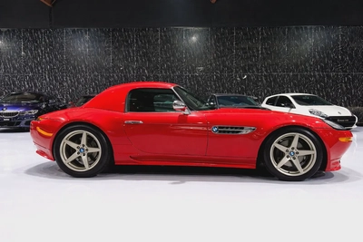 BMW Z8 2002 | GCC Specs | Excellent | 4.9L  V8 | 6 Speed Manual-4